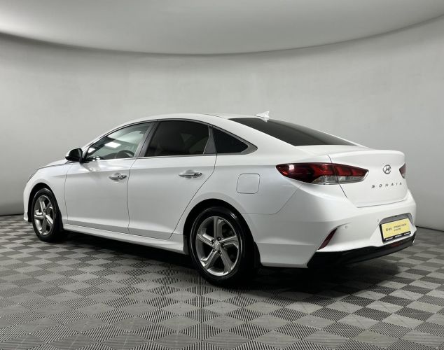 Hyundai Sonata  Style