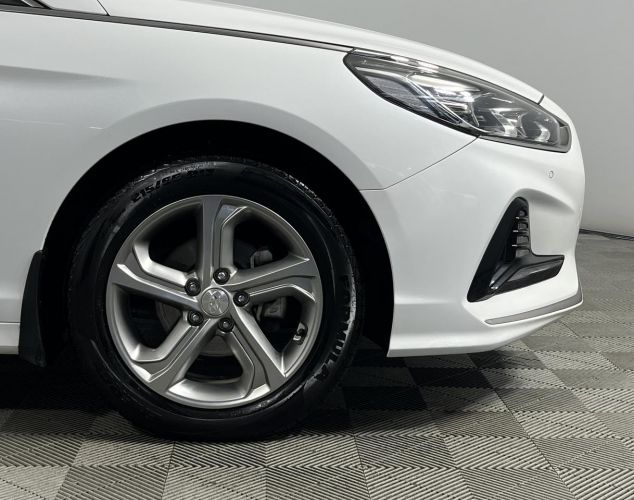 Hyundai Sonata  Style