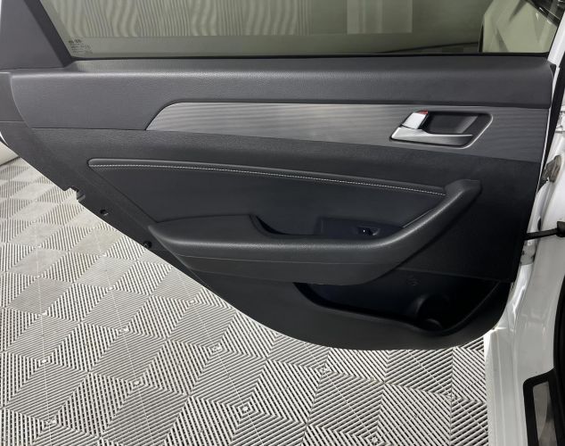Hyundai Sonata  Style