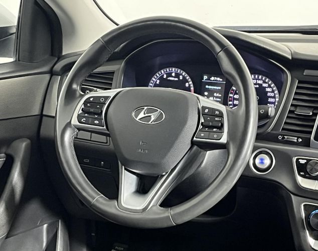 Hyundai Sonata  Style