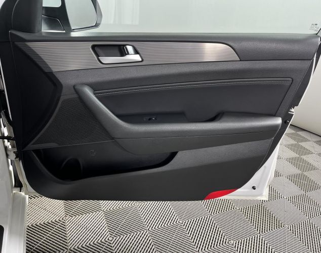 Hyundai Sonata  Style