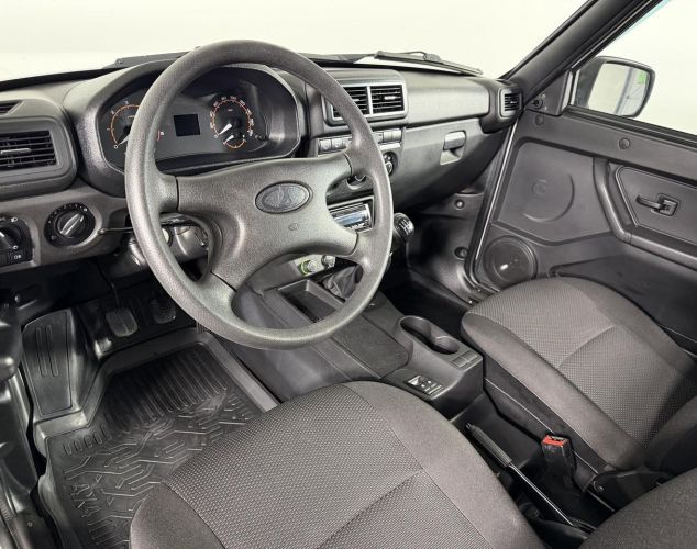 LADA (ВАЗ) Niva (4x4)  Luxe