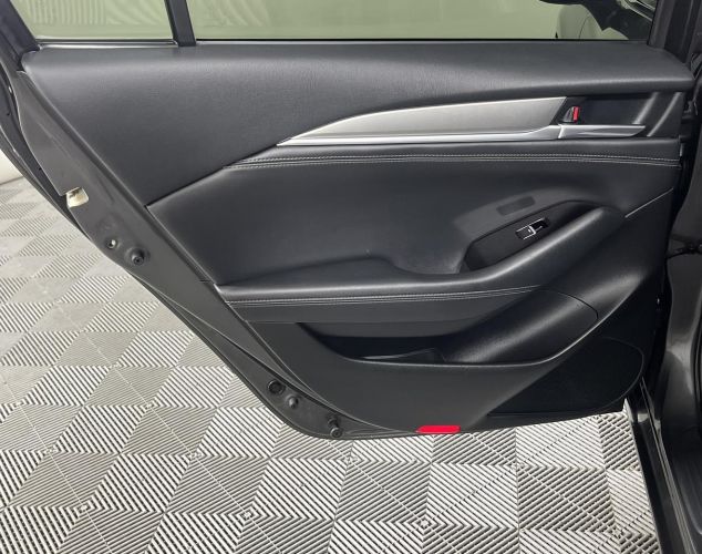 Mazda 6  Supreme Plus