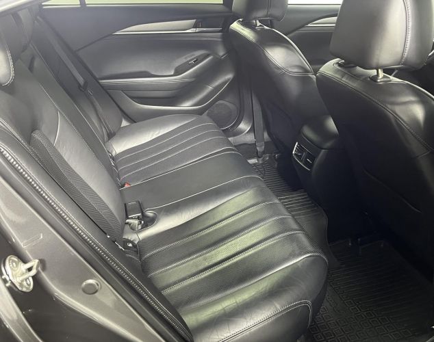 Mazda 6  Supreme Plus