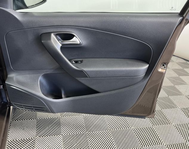 Volkswagen Polo  Select
