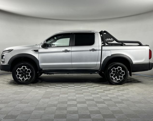 JAC T9  Luxury