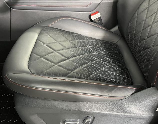 JAC T9  Luxury