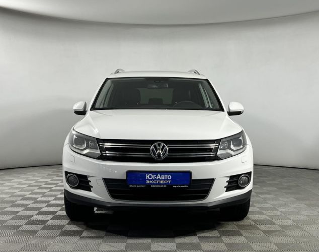 Volkswagen Tiguan  Adventure