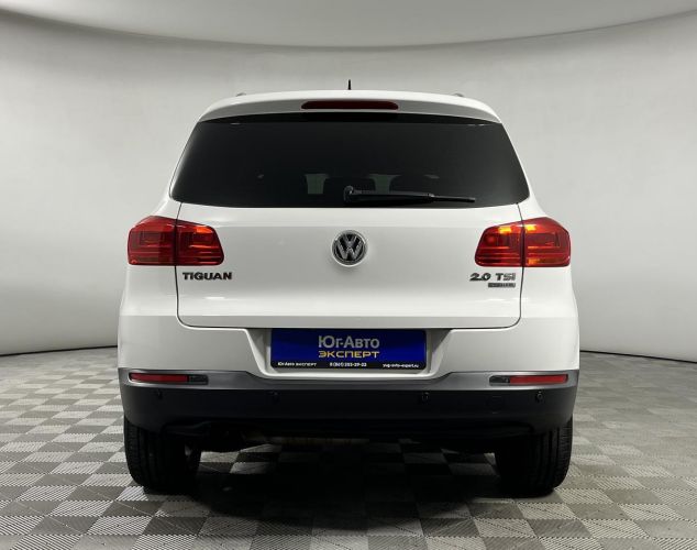 Volkswagen Tiguan  Adventure