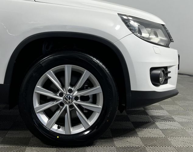 Volkswagen Tiguan  Adventure