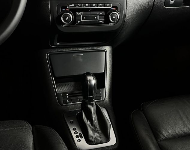 Volkswagen Tiguan  Adventure