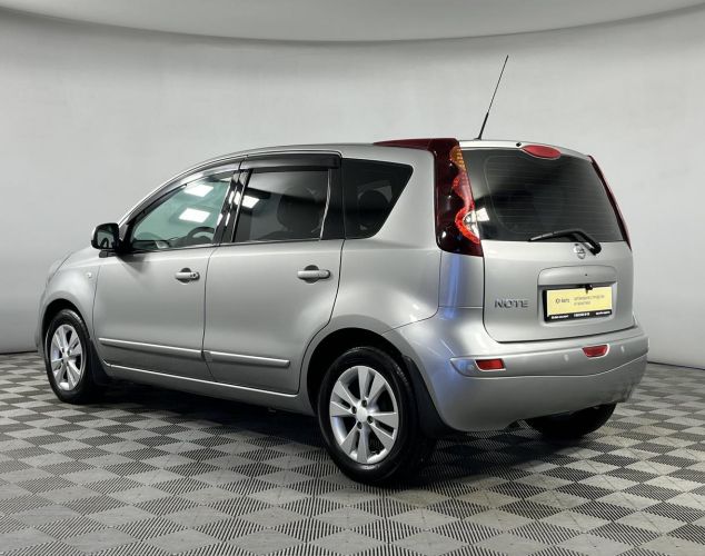 Nissan Note  Luxury