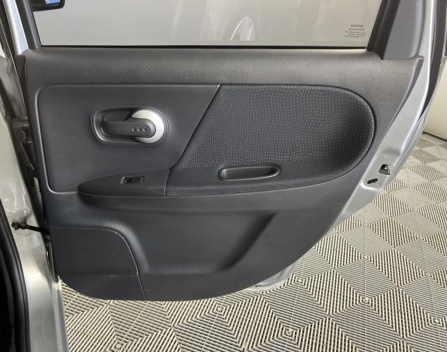 Nissan Note  Luxury