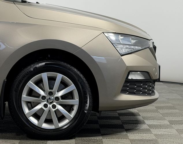 ŠKODA Rapid  Ambition
