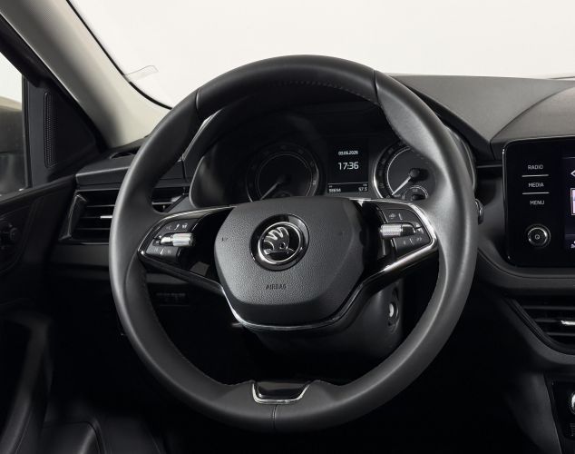 ŠKODA Rapid  Ambition