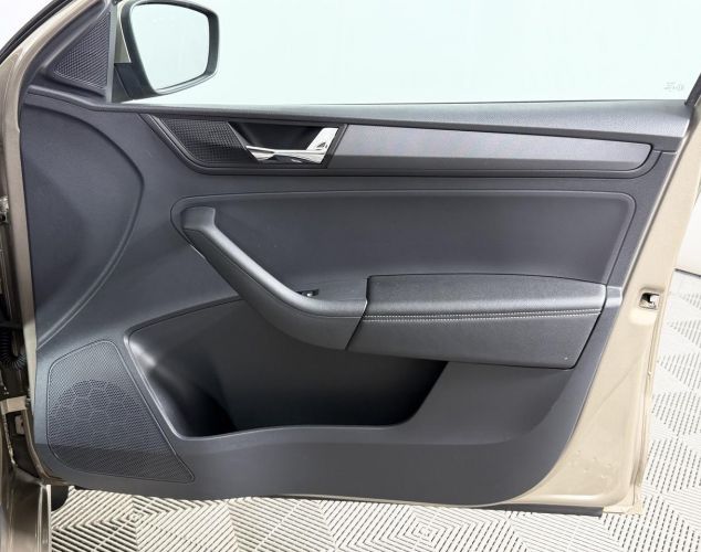 ŠKODA Rapid  Ambition