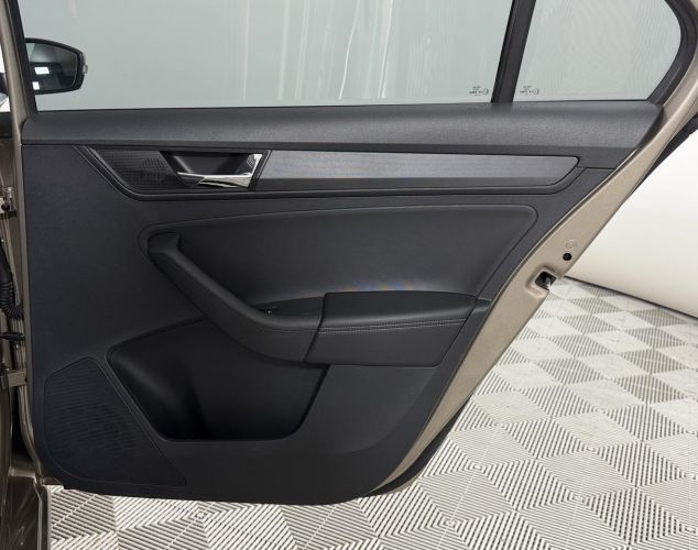 ŠKODA Rapid  Ambition