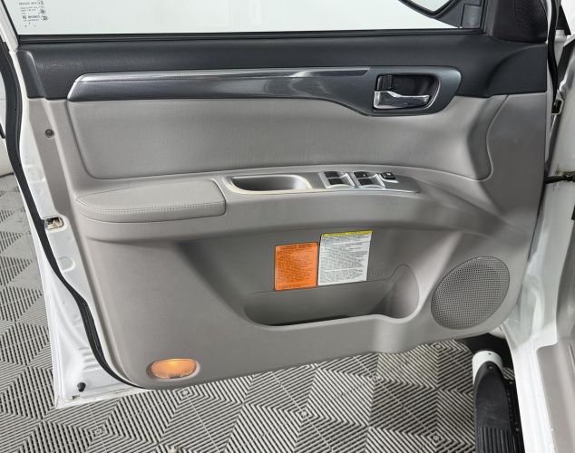 Mitsubishi Pajero Sport  Instyle