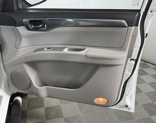 Mitsubishi Pajero Sport  Instyle
