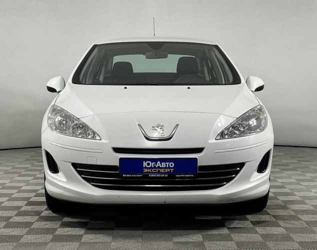 Peugeot 408  