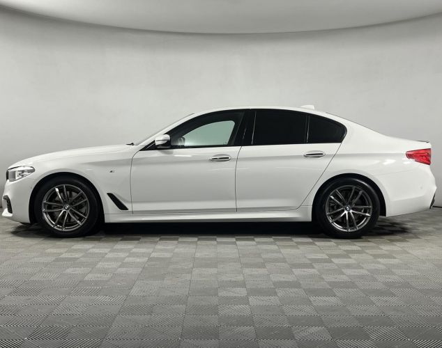 BMW 5 серия  