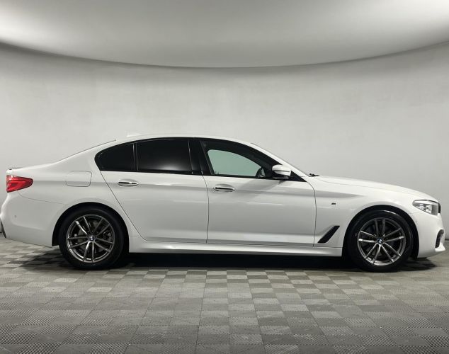 BMW 5 серия  