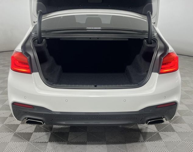 BMW 5 серия  