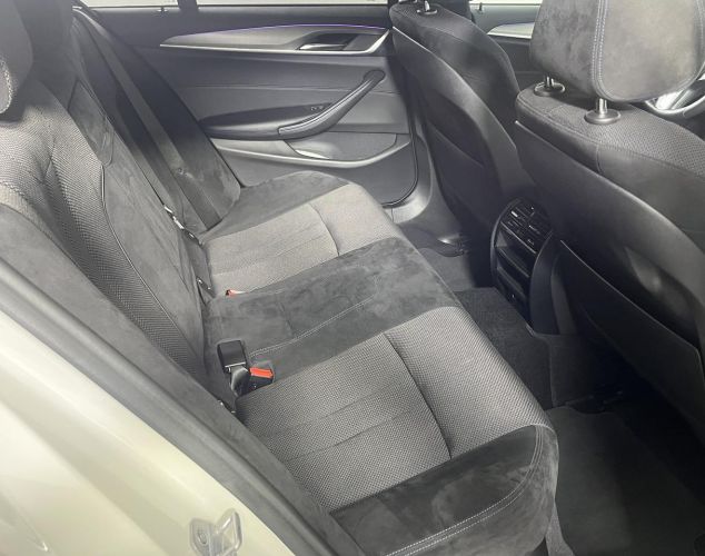 BMW 5 серия  