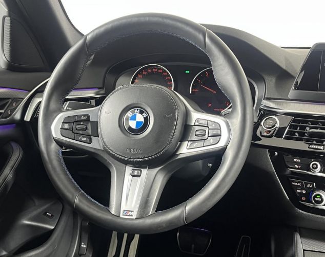 BMW 5 серия  