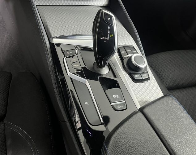 BMW 5 серия  