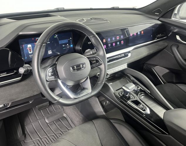 Geely Monjaro  Flagship