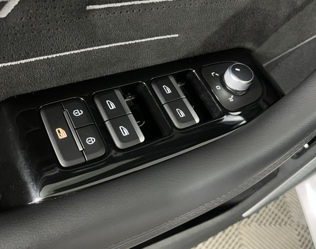 Geely Monjaro  Flagship