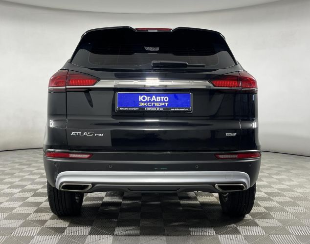 Geely Atlas Pro  