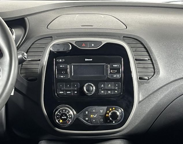 Renault Kaptur  Play