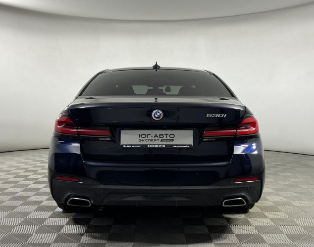 BMW 5 серия  