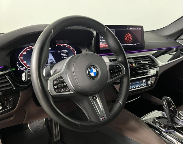 BMW 5 серия  