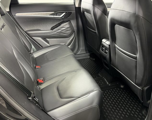 JAC JS6  