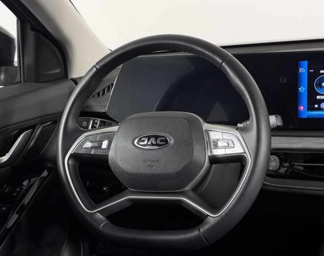 JAC JS6  