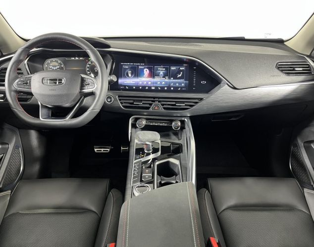 Geely Tugella  Флагман