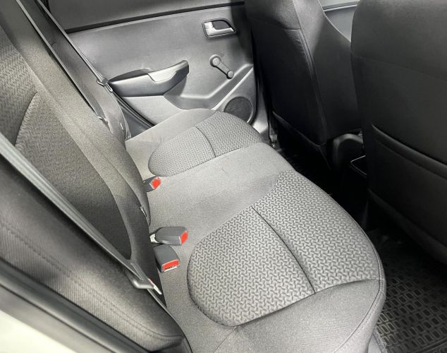 Kia Rio  Luxe