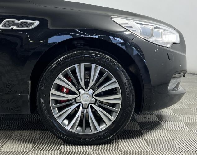 Kia Quoris  Premium 