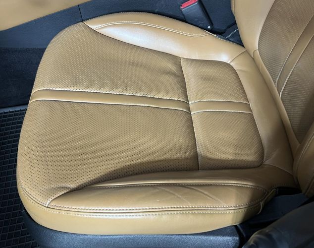 Kia Quoris  Premium 