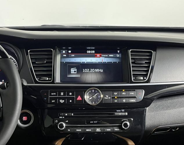 Kia Quoris  Premium 