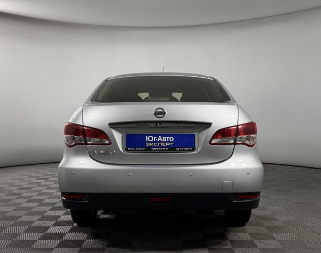Nissan Almera  