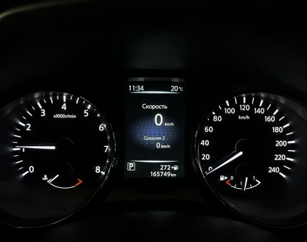 Nissan X-Trail  SE