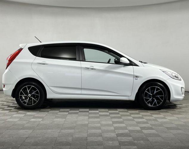 Hyundai Solaris  Style