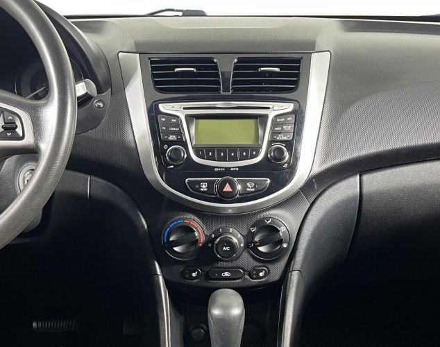 Hyundai Solaris  Style