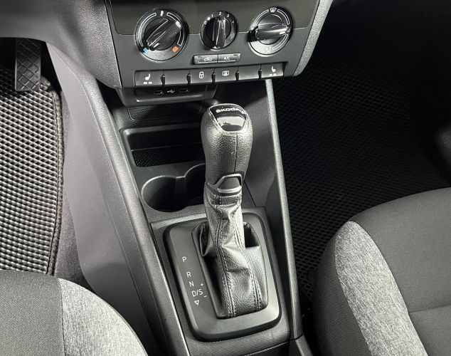 ŠKODA Rapid  Hockey Edition