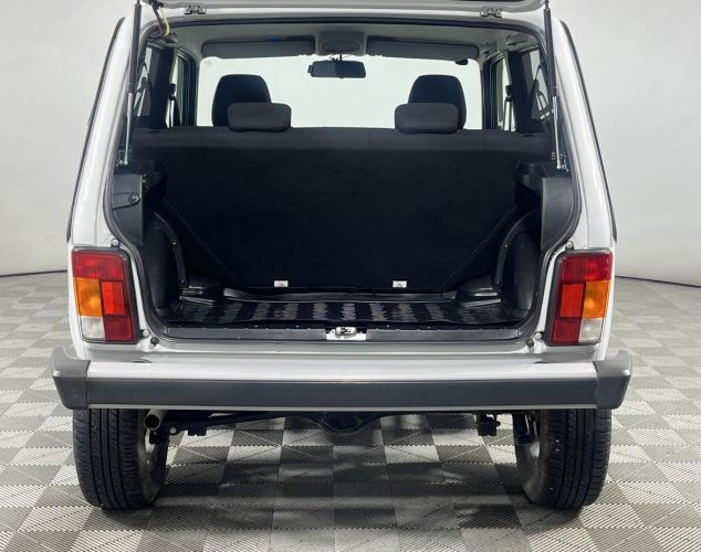 LADA (ВАЗ) Niva (4x4)  Luxe