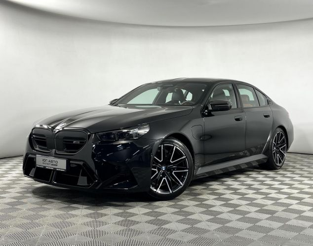BMW M5  